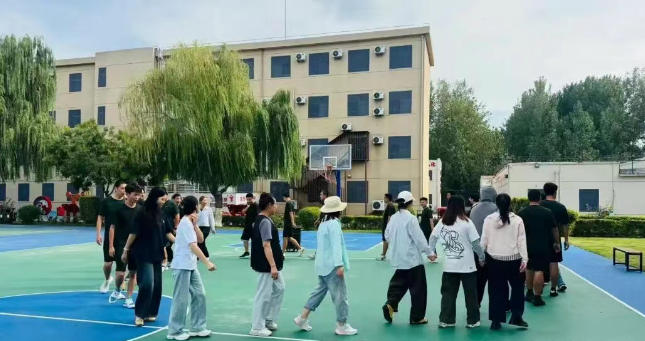 青少年封闭管教学校开展教师节闯关竞赛活动